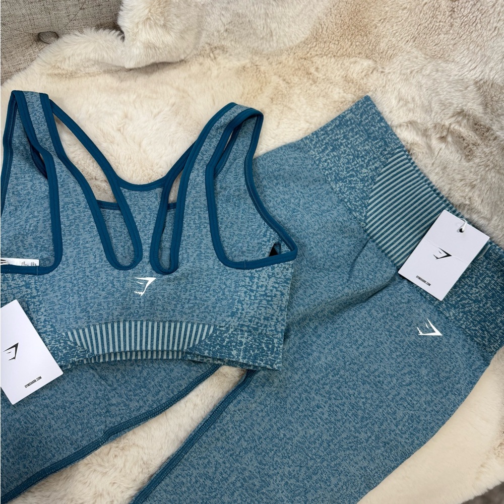 Gymshark Blue Seamless Set – NWT – Leggings & Sports Bra – Size Medium